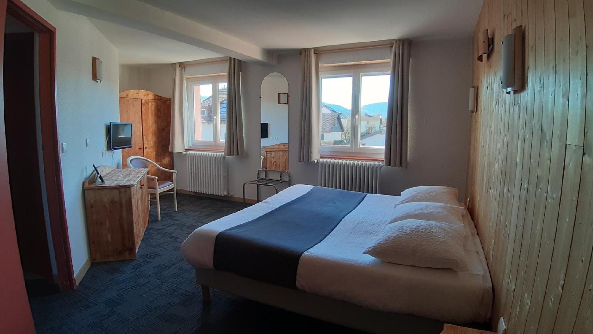 De La Route Verte Hotel